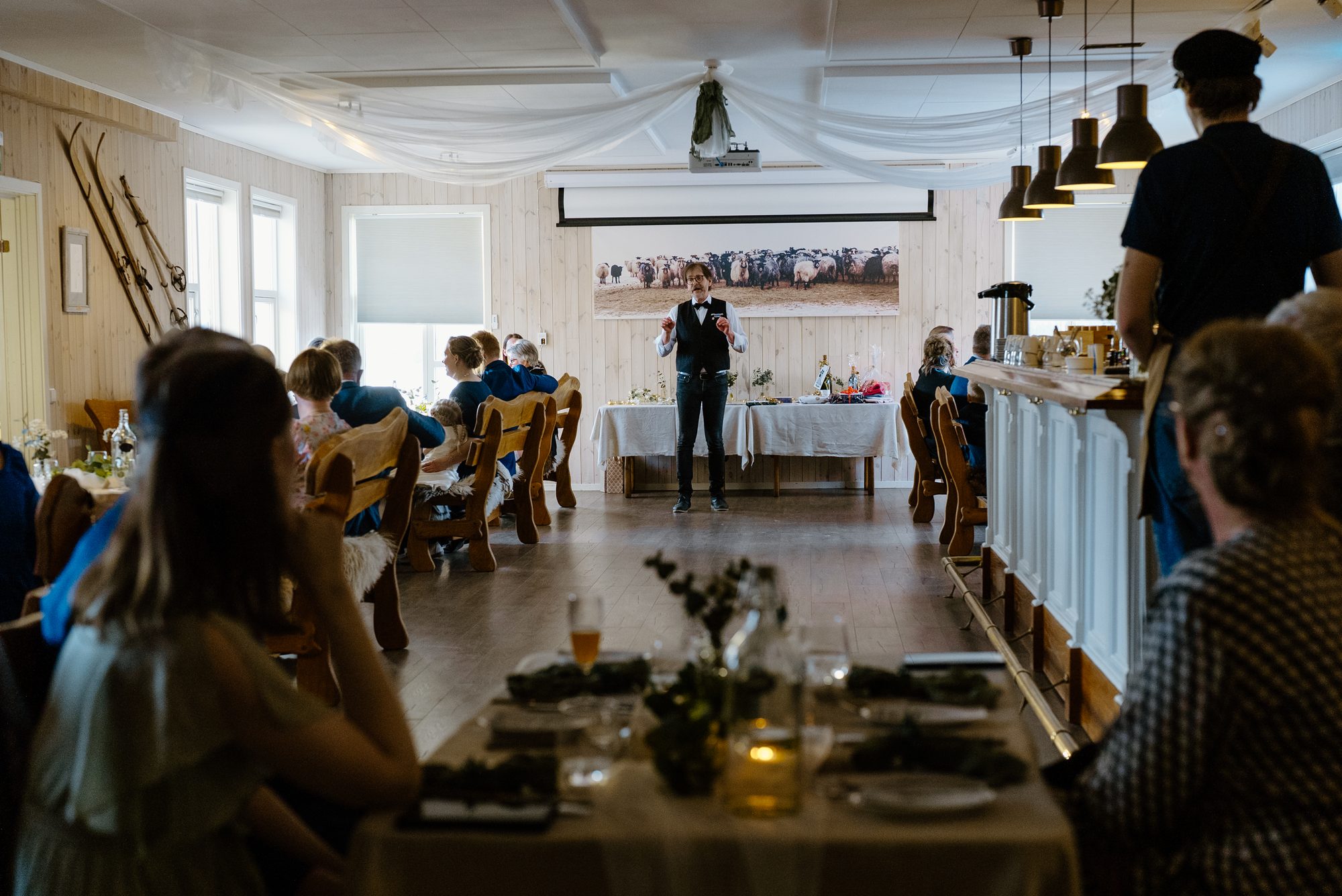 Bord dekket for en gruppe på Livland Gård
