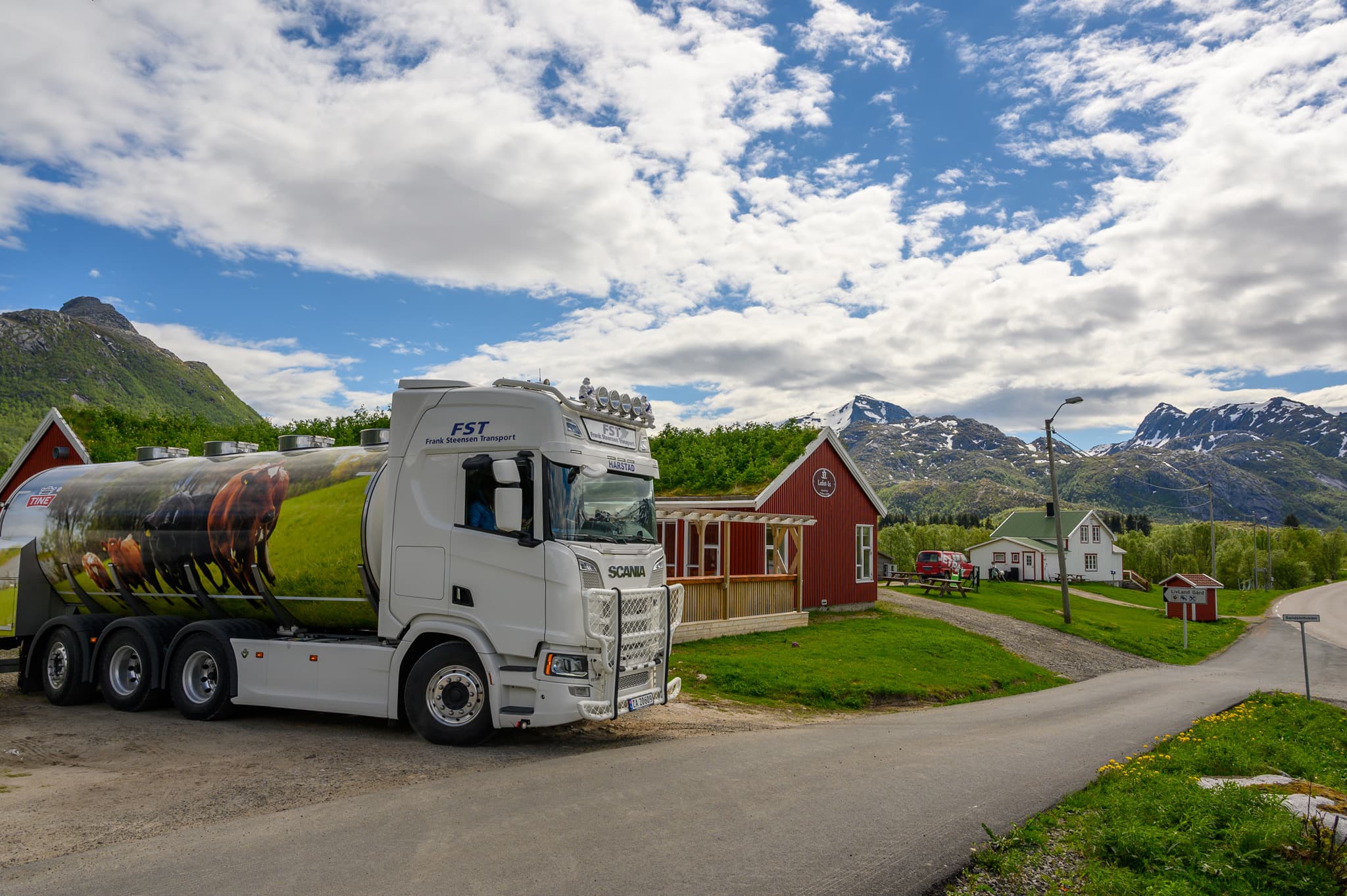 Livland Gård – et bilde som reflekterer vår regenerative filosofi